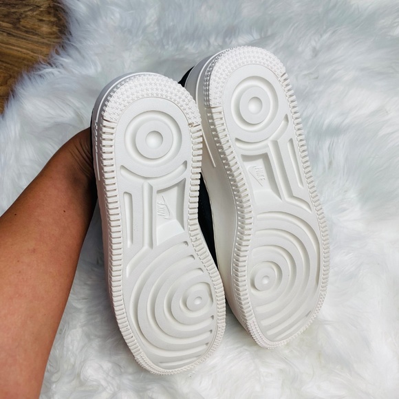 nike air force 1 sage night stadium